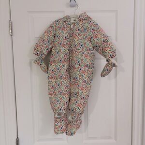 Baby Gap puffer snowsuit, 6-12 months